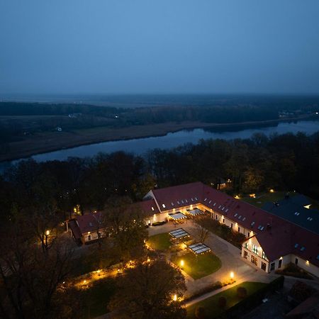Готель Dwor Kolesin Нове Крамско Екстер'єр фото